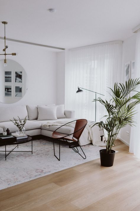 Reka Bentuk Ruang Tamu, Hiasan Dalaman Rumah, Reka Bentuk Dalaman, Hiasan Bilik Tidur, Room Deco, Living Room Scandinavian, Living Room Inspo, Minimalist Living, Minimalist Living Room