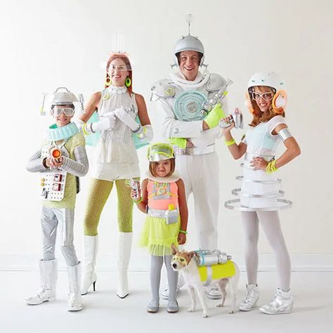 Fun Family Halloween Costumes, Space Party Costumes, Outer Space Costume, Futuristic Costume, Sibling Costume, Space Costumes, Space Family, Future Costume, Halloween Costumes For Family