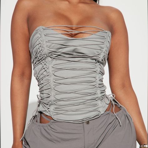 Micas Nwt Size Small Grey Lace Up Tube Top Never Worn, Size Sold Out Online Grey Corset Outfit, Grey Corset, Strappy Crop Top, Plaid Crop Top, Fashion Nova Tops, Tops Fashion, Women Corset, Fit N Flare Dress, Grey Fashion