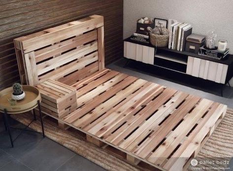 Pallet Bed Frame Twin, Diy Pallet Bed Frame, Wood Pallet Bed, Wood Pallet Bed Frame, Pallet Bed Frame Diy, Wooden Pallet Beds, Wood Pallet Beds, Pallet Bed Frames, Bed Frame Twin