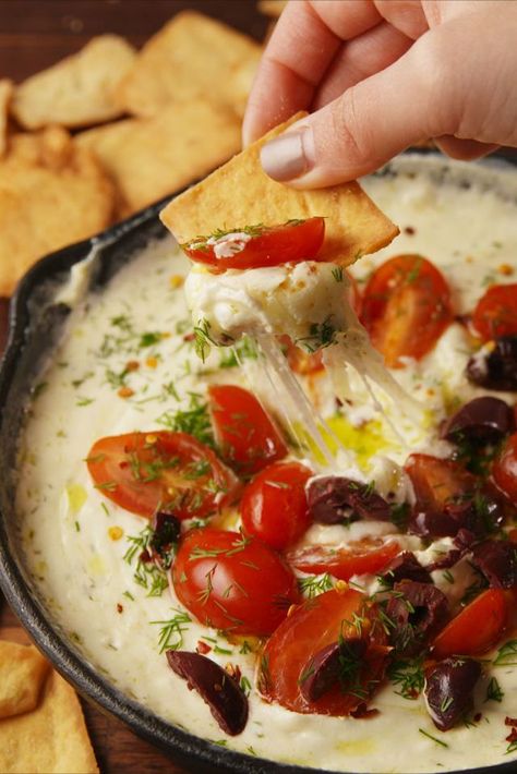 Fondue Appetizers, Dips And Appetizers, New Years Appetizers, New Year's Eve Appetizers, Party Dip Recipes, Fondue Recipes, Brunch Buffet, India Food, Tapenade