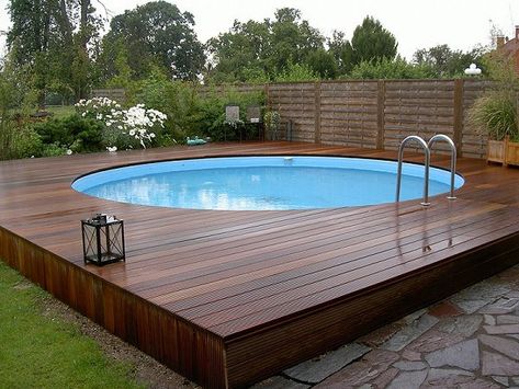 Deck around pool Piscina Pallet, Oberirdische Pools, Deck Piscina, Best Above Ground Pool, Swimming Pool Decks, Wooden Deck, Garden Swimming Pool, Round Pool, Above Ground Pool Landscaping