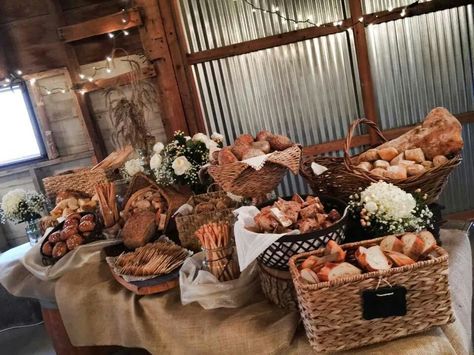 Bread station Bread Station Wedding, Bread Station, Shower Gifts, B & B, Baby Shower Gifts, Butter, Stuffed Mushrooms, Bread, Baby Shower