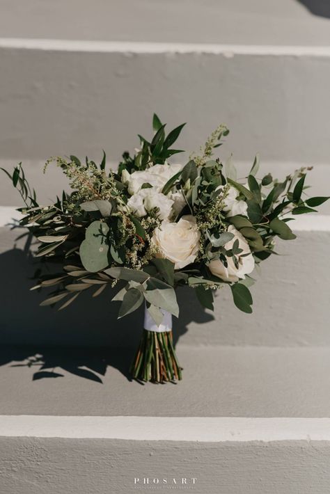 Olive Branches Wedding Bouquet, Olive Branches Bouquet, Tuscan Bouquet Wedding, Bouquet With Olive Branches, Olive Green Bridal Bouquet, Greek Wedding Flowers Bouquets, Wedding Bouquet With Olive Branches, Wedding Bouquets Italy, Olive Bridal Bouquet