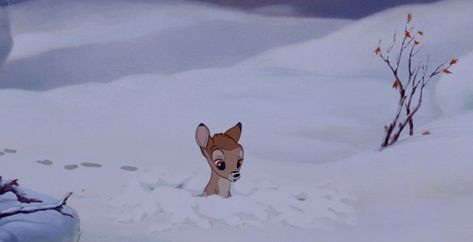 Disney Desktop Wallpaper, Winter Wallpaper Desktop, Old Disney Movies, Christmas Desktop Wallpaper, Deer Wallpaper, Image Princesse Disney, Bambi Disney, Christmas Desktop, Xmas Wallpaper