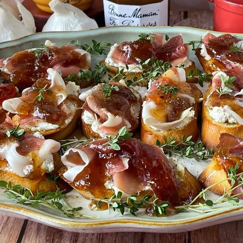 Fig Jam and Prosciutto Crostini Prociutto Appetizers Fig, Fig Jam And Cheese, Fig Jam Cheese Pairing, Figs Wrapped In Prosciutto, Fig Butter Appetizer, Fig Crostini Appetizers, Prosciutto Crostini Appetizers, Fig Preserves Appetizers, Goat Cheese And Fig Jam Appetizer