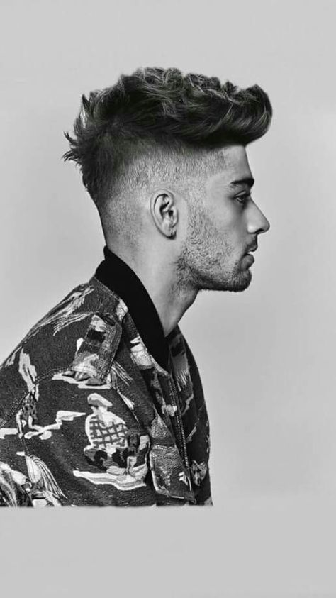 #style #aesthetic #model #drip #clothes #fashion Hairstyles Zayn, Zayn Malik Photoshoot, Men Fade Haircut Short, Mullet Fade, Zayn Malik Hairstyle, Gents Hair Style, Mens Hairstyles Thick Hair, Face Shape Hairstyles, Mens Fade