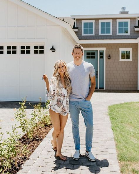 Officially new home owners!🏡 Annnnnd I have blue pants to match our door 💁🏼‍♂️😂 Lauren Burnham, First Home Pictures, Arie Luyendyk Jr, First Home Together, Buying First Home, New House Announcement, Home Photo Shoots, The Perfect House, New Home Owners