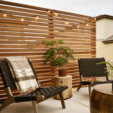 Privacy Slats For Patio, No Front Porch Ideas, Simple Patio Furniture, Small Front Porch Ideas Farmhouse, Outdoor Accent Wall, Patio Privacy, Backyard Privacy, Patio Wall, Privacy Walls