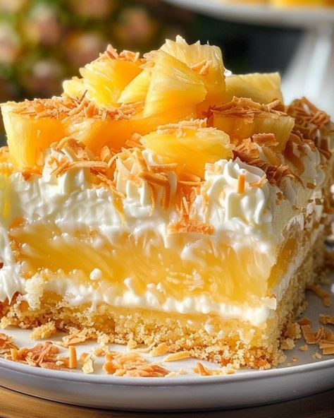 Pineapple Coconut Dream Cake Pineapple Dream Dessert, Strawberry Sugar Cookies, Pineapple Desserts, Coconut Dream, Pineapple Recipes, Leftover Cake, Dessert Cake Recipes, Icebox Cake, Pineapple Cake