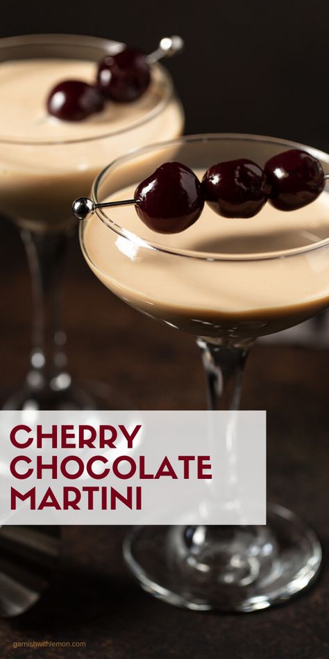 Dessert Cocktails, Cherry Martini, Chocolate Ingredients, Valentines Recipes Desserts, Hosting A Party, Chocolate Martini, Strawberry Mousse, Cherry Chocolate, Low Carb Cheesecake