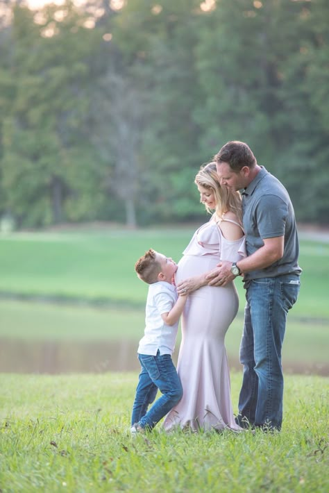 Maternity Photography Poses With Sibling, Maternity Photography Ideas Family Of 3, Maternity Photo Shoot Ideas With Son, Boat Maternity Photos, Maternity Photo Shoot With Siblings, Maternity Photography With Son, Maternity Poses With Husband And Child, Maternity Family Photos With Siblings, Metarnity Photoshoot