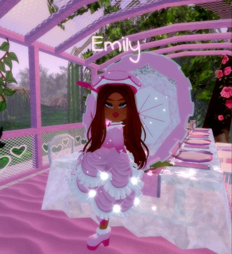 CUTE ROYAL HIGH OUTFITS. Cute Royal High Outfits, Royal High Outfits, Park Scene, Tea Party Set, Tea Party Setting, High Tea Party, Brunch Spots, Mon Cheri, High Tea