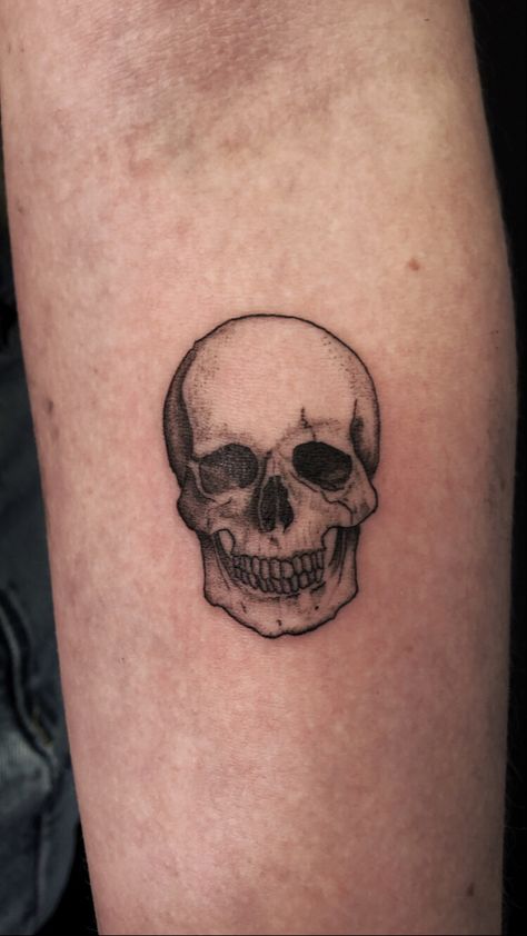 Micro Skull Tattoo, Skull Matching Tattoos, Small Skull Tattoo For Women, Skull Small Tattoo, Skull Tattoos Small, Patches Tattoo Design, Minimalist Skull Tattoo, Skull Tattoo Small, Skull Tattoo Arm