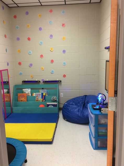 Special Education classroom setup #sensoryroom Special Education Classroom Organization, Classroom Organization Ideas, Special Education Classroom Setup, Preschool Mom, Education Preschool, Sped Classroom, Education Quotes Inspirational, Sensory Room, Education Organization