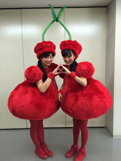 idol Fruit Clothes, Fruit Costumes, Funny Life Hacks, Food Costumes, Maid Cosplay, Creative Costumes, Funny Life, Film Inspiration, Cute Costumes