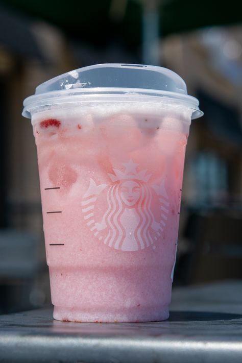 Starbucks Pink Drink: Caffeine, Calories & Ingredients Starbucks Prices, Pink Drink Starbucks, Starbucks Cake Pops, Starbucks Pink Drink, Strawberry Acai Refresher, Starbucks Cake, Starbucks Strawberry, Strawberry Acai, Iced Coffee Drinks