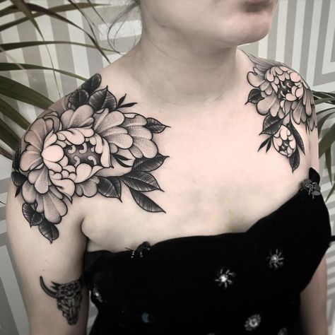 Some cool peonies for Ellie today, thanks for travelling up! #btattooing #blackworkers #tattoosuppliesuk #tttism #tattoodo #totaltattoo… Jack Peppiette, Women's Shoulder Tattoo, Backpiece Tattoo, Chrysanthemum Tattoo, Flower Tattoo Shoulder, Ornamental Tattoo, Chest Piece Tattoos, Trendy Tattoo, Peonies Tattoo