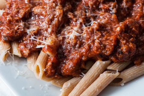 Sicilian Spaghetti Sauce Sicilian Spaghetti Sauce Recipe, Sicilian Spaghetti, Meat Sauce Recipes, Spaghetti Sauce Recipe, Recipetin Eats, Sicilian Recipes, Pasta Sauce Recipes, Recipe Chicken, Meat Sauce