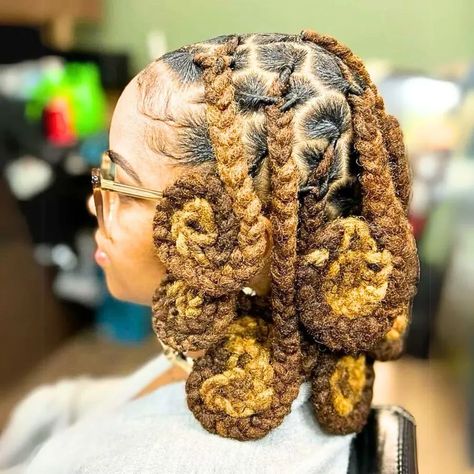 Large koroba braids on gir;s Locs And Undercut, Locs Inspiration, Short Dreadlocks, Dreadlocks Styles, Dreads Styles For Women, Short Dreadlocks Styles, Loc Updo, Hair Expo, Locs Styles