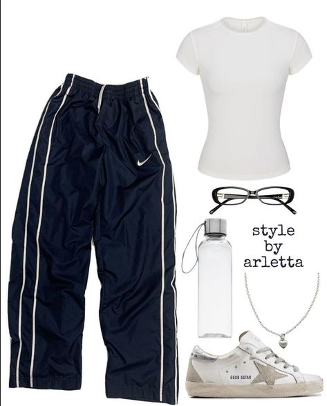 @stylebyarletta Bop Outfit, Pe Outfits, Jennie Outfits, Y2k Techwear, Outfit Ideas Simple, Christmas Flatlay, Jeans Vest, Wide Leg Joggers, Gymwear Outfits