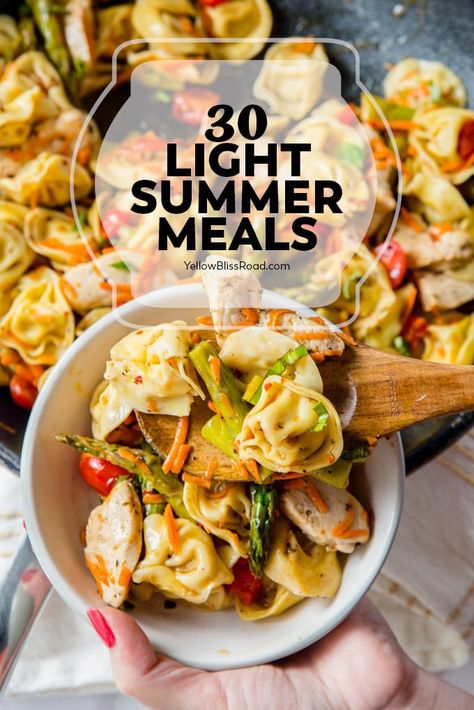 Summer Meals Dinner, Light Summer Meals, Light Dinner Recipes, Meals Dinner, Easy Summer Dinners, Resep Salad, Summer Meals, Summer Recipes Dinner, Easy Summer Meals