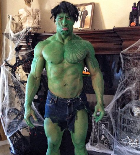 Dwayne 'the Rock' Johnson Shows Off His <em>Hulking</em> Muscles in Throwback Halloween Photo Lauren Hashian, Wwe The Rock, Michael Ealy, Rock Johnson, The Rock Dwayne Johnson, Celebrity Workout, Dwayne The Rock, How Many Kids, Incredible Hulk