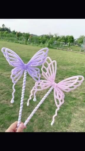 Kraftangan Prasekolah, Vika Papper, Gubahan Bunga, Flower Decorations Diy, Flower Bouquet Diy, Pipe Cleaner Crafts, Seni Dan Kraf, Kraf Diy, Pinterest Diy Crafts