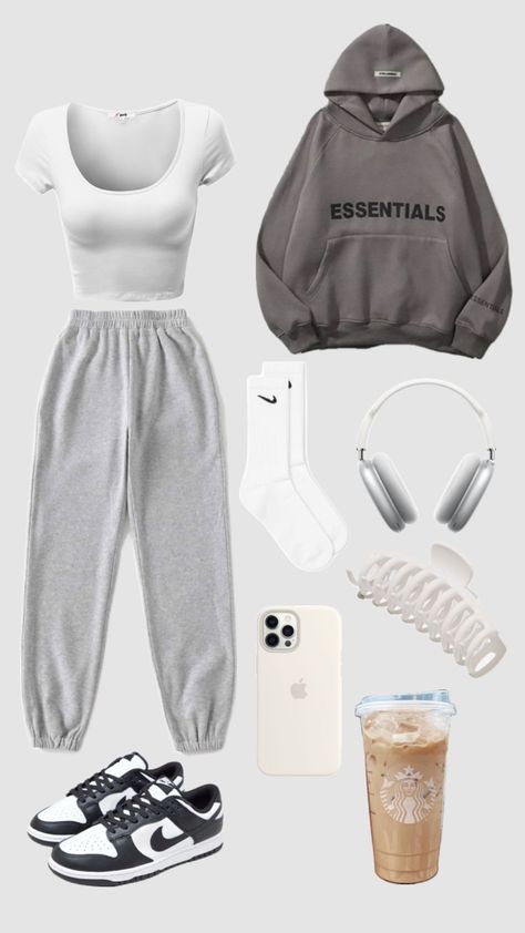 [SponsoredPost] #Traveloutfit #Outfitinspo #comfycuteschooloutfits Lazy Style Aesthetic, Lounge Fits, 6th Grade Outfits, Highschool Outfits, Disney Fits, Outfit Aesthetics, Cute Nike Outfits, Casual Preppy Outfits, Populaire Outfits