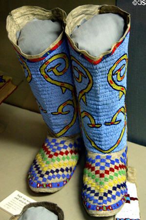 Native American Moccasins for Women | Kiowa beaded women's leggings & moccasins (c1925) at Dakota Discovery ... Native American Moccasins, Powwow Regalia, Jingle Dress, Indian Beadwork, Discovery Museum, Beaded Moccasins, Native American Clothing, Native Beadwork, Native American Artifacts