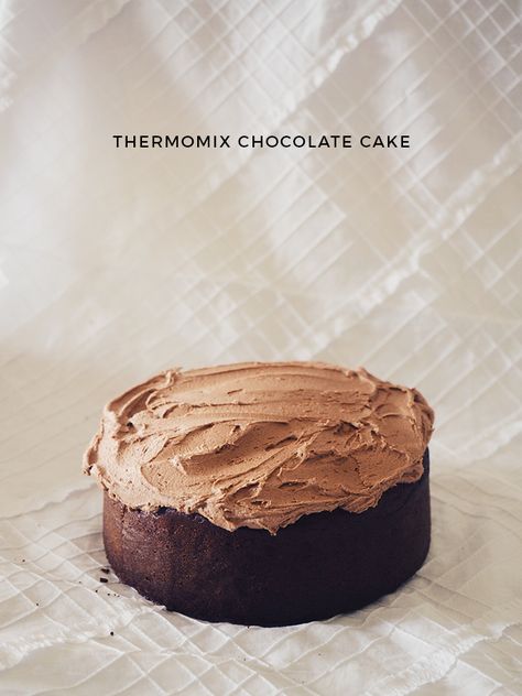 Thermomix Chocolate Cake, Thermomix Baking, Bellini Recipe, Cake Stall, Thermomix Desserts, Thermomix Recipes, Chocolate Cake Recipe, Bellini, Cake Recipe