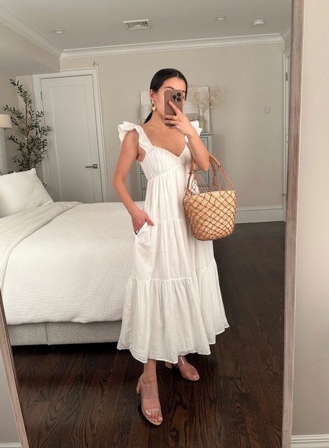 Long Summer Dress Outfits, White Dress Outfit, Cute White Dress, Maxi Dress Outfit, Long Dress Casual, Summer Dress Outfits, Long Summer Dresses, White Dress Summer, Summer Fashion Outfits