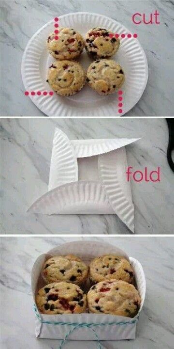 Turn a paper plate into a muffin or cupcake holder Kraftangan Prasekolah, Kraf Diy, Bake Sale, Paper Plate, Food Gifts, Paper Plates, Homemade Gifts, Food Hacks, Diy Gifts