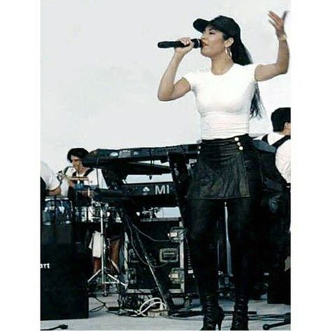 Selena Outfits, Fran Fine Outfits, Selena Quintanilla Outfits, Selena Quintanilla Fashion, Selena Pictures, Livestock Show, Selena Q, Jenni Rivera, Selena Quintanilla Perez