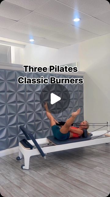 Tracey Mallett | Pilates Barre Home Workouts | Teacher Training on Instagram: "Try these THREE 3️⃣Pilates Classic Abs to fire up your core. 1. Coordination 2. leg Circles  3. Roll Overs  1 spring (red) or 1.5 springs (red/blue)   Excited to see what you think, as you know I love bringing may moves to the reformer so check out the leg circles 🙌  Join me for classes  on @pilatesbarreondemand   Plus, next round of reformer and mat teacher trainings @balanced_body body certifications coming up Reformer Two Oct 2-4th and Mat One September 24-26th (virtual and in person)   @pilatesnext is coming to Michigan @warehousepilates Sep 13-14th a few spots left 10 CEC’s virtual and in person.   DM for more info ℹ️  Shorts @greenappleactive soooo comfy! Top @cleoharper_activewear   #pilates #pilatesrefo Pilates Reformer Abs Core Workouts, Balanced Body Pilates Reformer, Reformer Pilates Workout, Reformer Pilates Before And After, Pilates With Bands, Pilates Workout Reformer, Pilates Reformer Workout Routine, Reformers Pilates, Reformer Pilates Exercises