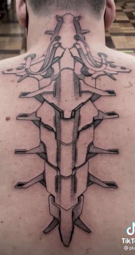 Syfy Tattoo Ideas, Edge Runner Cyberpunk Tattoo, Tech Tattoo Sleeve, Mech Tattoo Design, Cyberwear Tattoo, Cybernetic Tattoo Design, Cyberpunk Sandevistan Tattoo, Cyberpunk 2077 Tattoo Design Ideas, Cyberpunk Tattoo Back