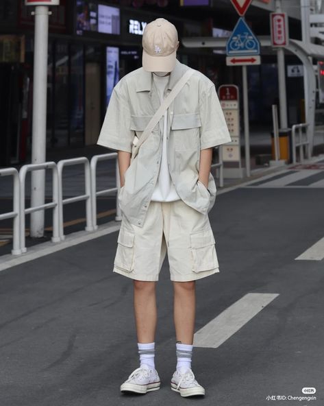 Korea Summer Outfit Men, Japan Men Fashion Summer, Summer Outfits Asian Men, Korean Male Fashion Summer, Asian Men Summer Fashion, Korean Men Outfit Casual Summer, Acubi Men Outfit, Korean Fashion Men Summer, Mens Japanese Fashion