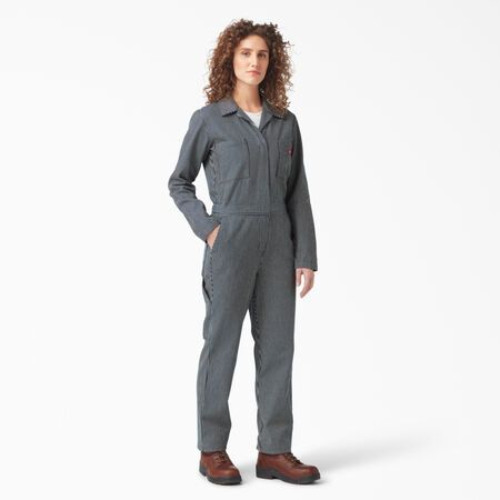 Dickies Coveralls Outfit, Coveralls Outfit, Dickies Coveralls, Drowsy Chaperone, Street Clothes, Raise The Bar, Dickies Women, Workwear Fashion, Street Outfit