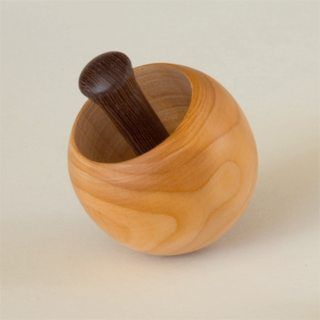 Spinning Tops Design, Woodturning Ideas, Science Tools, Cool Tops, Spinning Tops, Lathe Projects, Turning Projects, Learn Woodworking, Wood Turning Projects