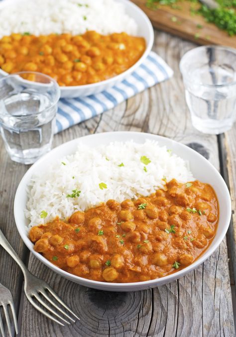 Butter Chickpeas, Chickpea Tikka Masala, Indian Vegetarian Recipes, Chickpea Recipes, India Food, Tikka Masala, Mixed Vegetables, Indian Dishes, Veggie Dishes