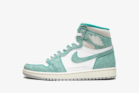 Jordan 1 Retro High Turbo Green, Jordan 1 Turbo Green, Buty Jordan, Turbo Green, White Basketball Shoes, Vert Turquoise, Purple Nikes, Jordan 1s, Nike Dunk High