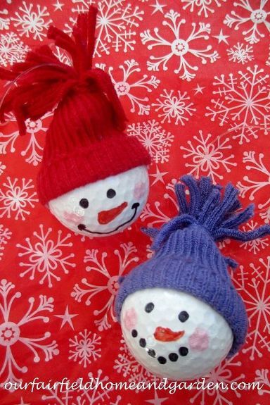 Golf Birthday Gifts, Golf Ball Gift, Golf Ball Crafts, Christmas Golf, Easy Holidays Crafts, Snowman Christmas Ornaments, Holiday Craft, Snowman Crafts, Simple Holidays