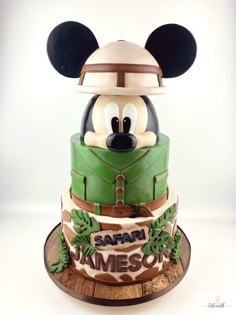 Mickey Mouse Safari Cake, Safari Birthday Party Decorations, Mickey 1st Birthdays, Safari Cake, Pith Helmet, Mickey Mouse Themed Birthday Party, Jungle Thema, Mickey Mouse First Birthday, Wild Birthday Party