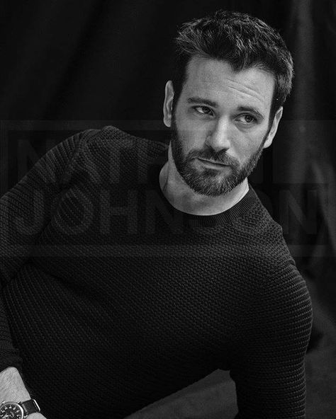 •Colin Donnell •Chicago Med •Dr. Connor Rhodes Med Doctor, Tommy Merlyn, Colin Donnell, Beatiful People, Chicago Med, Chicago Pd, Chicago Fire, Film Serie, Man Crush