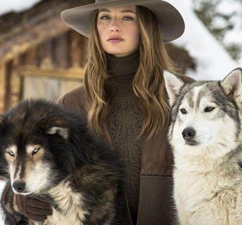 Wolves And Women, Dog Photoshoot, Career Inspiration, Chris Martin, Western Aesthetic, Ralph Lauren Style, Ralph Lauren Collection, 가을 패션, Simple Elegance