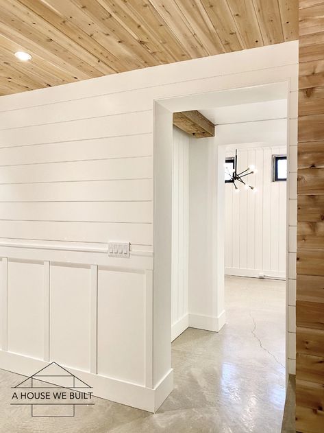 Shiplap Room, Shiplap Living Room, Installing Shiplap, Shiplap Wall Diy, Interior Minimalista, White Shiplap, Ship Lap Walls, Basement Remodeling, My New Room