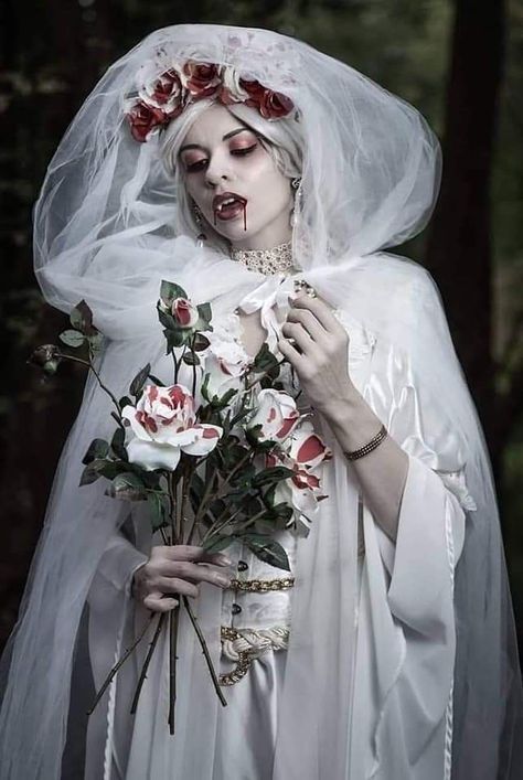 White Goth Aesthetic, Vampire Costume Women, Dracula's Brides, Types Of Goth, Dark Wedding Theme, Dark Makeup Looks, Vampire Halloween Costume, Goth Outfit Ideas, Vampire Bride