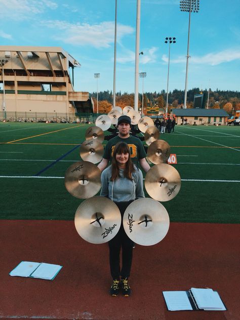 Cymbals Cymbals Aesthetic, Drumline Aesthetic, School Band Aesthetic, Marching Band Aesthetic, Indoor Percussion, Funny Band Jokes, Medicine Video, Marching Drum, Band Aesthetic