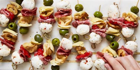 Antipasto Bites Are Like Charcuterie & Pasta Salad All In One Baby Shower Appetizers, Classic Bruschetta, Shower Appetizers, Last Minute Appetizer, Antipasto Skewers, Sliced Salami, Salsa Guacamole, Tapas Recipes, Olive Relish