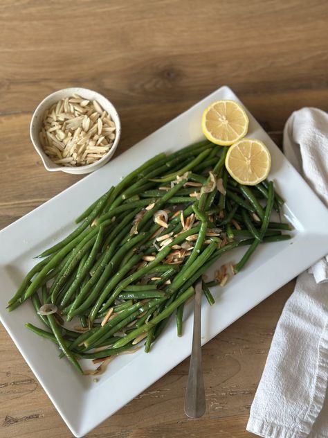 Easy Make Ahead Green Beans Almondine Recipe - Healthier Homemade Co Recipes1 Make Ahead Green Bean Recipes, Make Ahead Green Beans, Green Bean Recipes Healthy, Grilled Green Beans, Green Beans Almondine, Easy Green Beans, French Green Beans, Lemon Green Beans, Classic French Dishes